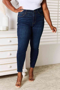 ITEM MUST SHIP Judy Blue Full Size Skinny Jeans with Pockets
