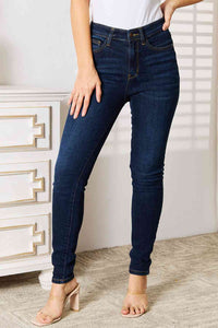 ITEM MUST SHIP Judy Blue Full Size Skinny Jeans with Pockets