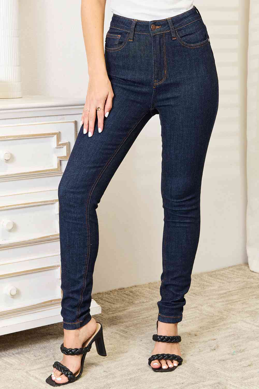 ITEM MUDT SHIP Judy Blue Full Size High Waist Pocket Embroidered Skinny Jeans